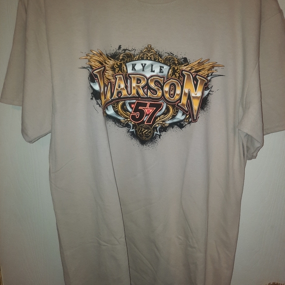 Kyle Larson Dirt Sprint Car T-shirt Size Large #57 Finley Farms Elk Grove CA - Picture 3 of 6